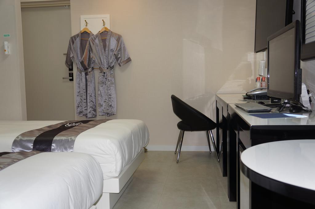 Novalus Tourist Hotel Seoul Phòng bức ảnh